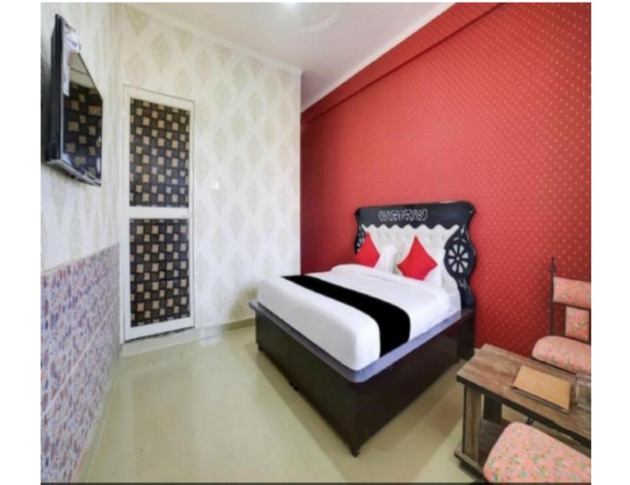 Sudhir Hotel & Banquet, Sonipat Exterior photo